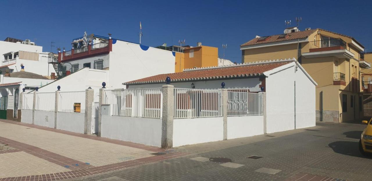 Casa 1ª Linea Paseo Maritimo Torre Del Mar Apartment Exterior photo